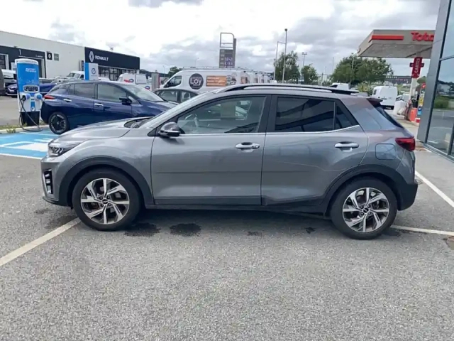 Kia Stonic 1.0 t-gdi 100 ch dct7 — photo 2
