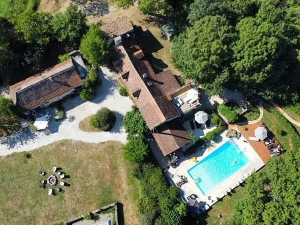 Maison 9 pièces 250 m²