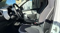 Renault Twingo 0.9 TCe 90ch energy Zen — photo 12