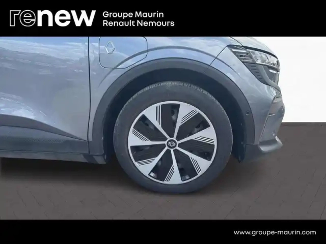 Renault Megane e-tech electric ev60 130ch evolution er super charge -c — photo 4