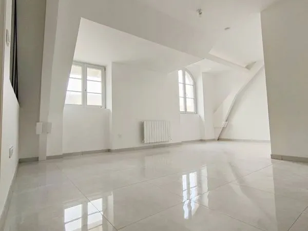 Appartement de type 2, 5 ter Avenue de Russie à CHATEL-GUYON