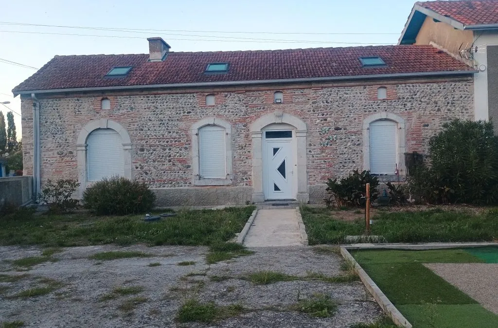Photo 1