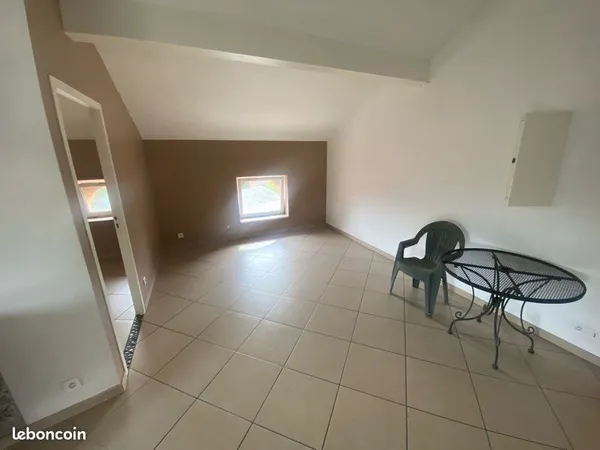 Appartement T3 avec terrasse