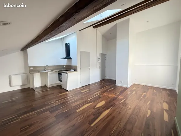Studio 1 pièce 36 m²