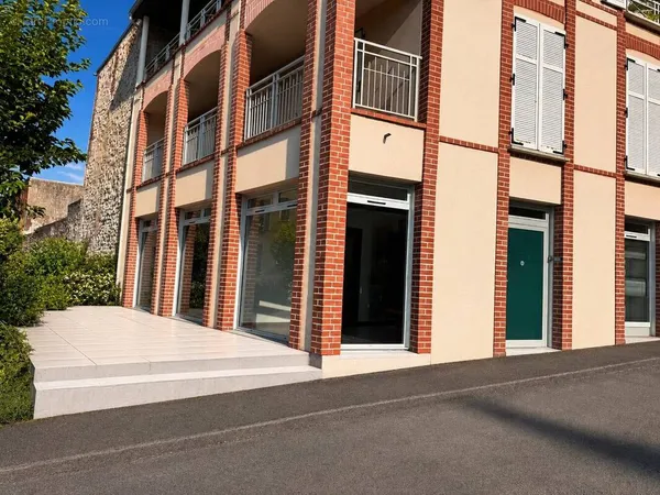 Commerce 5 pièces 85 m²