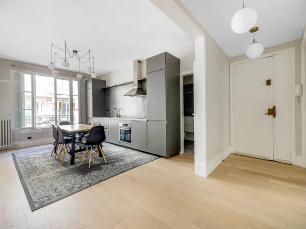 Appartement 4 pièces Paris 17