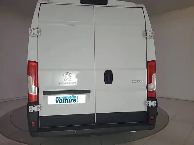 Peugeot Boxer tole 3.5 t l4h2 maxi bluehdi 140 s&amp;s bvm6 — photo 8