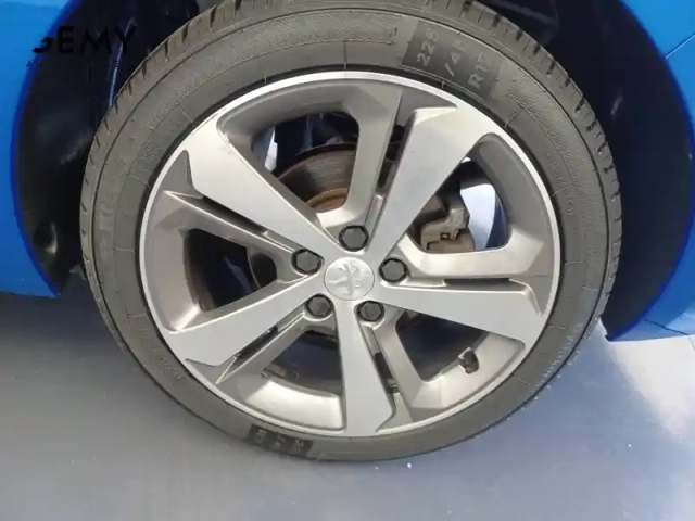 Peugeot 308 sw puretech 130ch s&amp;s bvm6 — photo 11