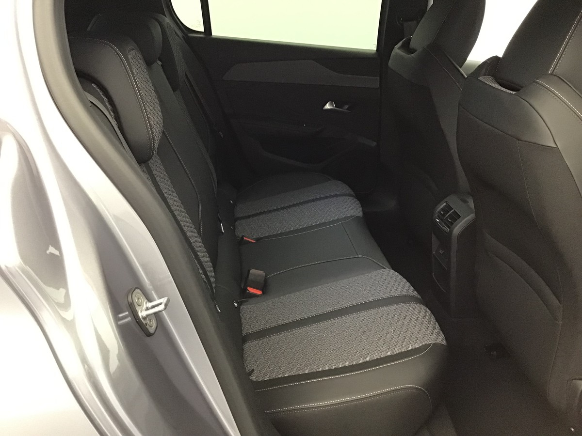 Peugeot 308 — photo 7