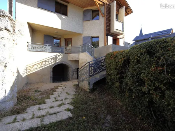 Maison 4 pièces 94 m²