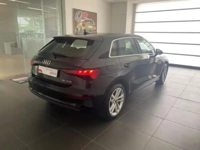 Audi A3 sportback 35 tfsi 150ch business line — photo 7