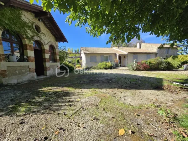 Maison 5 pièces 360 m²