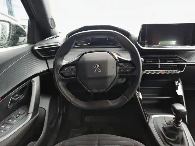 Peugeot 2008 puretech 100 s&amp;s bvm6 — photo 9