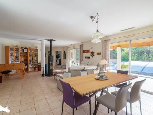 Maison 6 pièces 178 m²