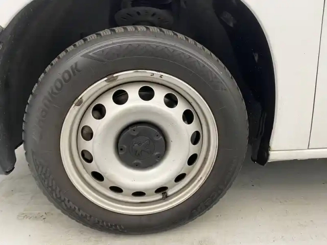 Peugeot Partner fourgon standard 650 kg bluehdi 130 s&amp;s bvm6 — photo 17