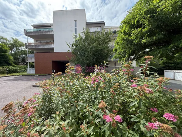 Forbach Beau F2 avec terrasse actuellement loué
