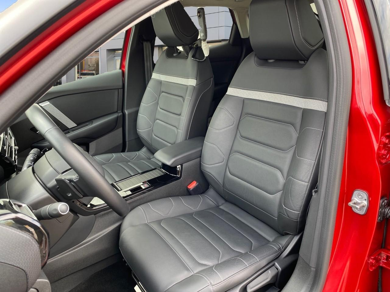 Citroën C4 puretech 130ch s&s shine pack eat8 — photo 9