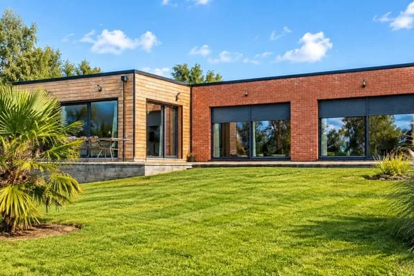 domaine -contemporain-piscine_plan d eau