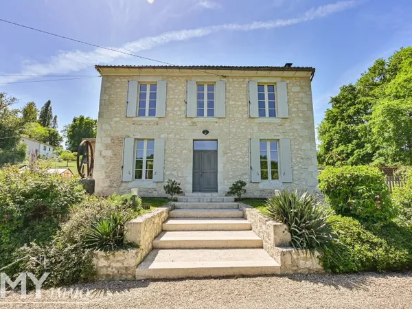 SAINT ANDRÉ ET APPELLES - Authentique maison de maître en pierre rénovée avec goût