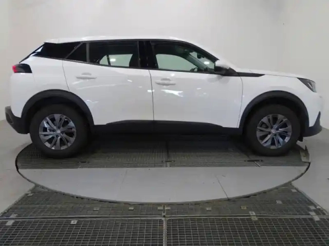 Peugeot 2008 1.2 puretech 130ch s&amp;s active business eat8 7cv — photo 8