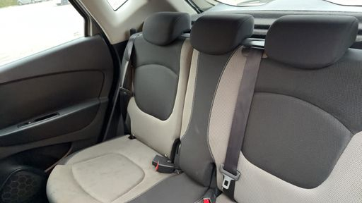 Renault Captur 1.5 dCi Energy 90 EDC6 - Business – 2016 – 146863 km – Diesel – Boîte Automatique — photo 32