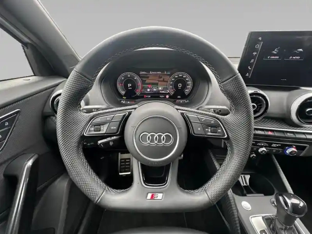 Audi Q2 35 tdi 150 s tronic 7 — photo 44