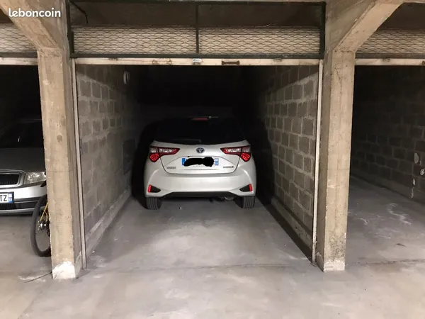 Garage à louer
