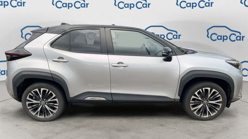Toyota Yaris Cross 1.5 HSD 116 Hybrid 4WD E-CVT 92 - Collection – 2022 – 89403 km – Hybride essence – Boîte Robotisée — photo 12