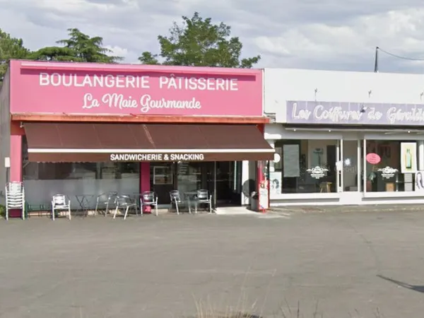 2 Locaux commerciaux + parking - axe très passant Eysines Migron