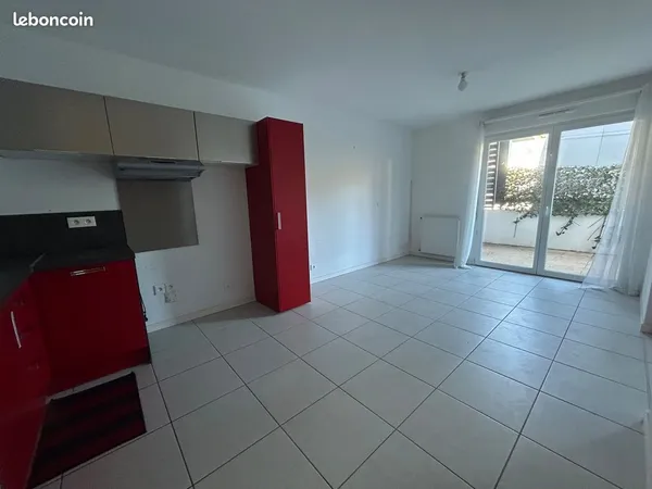 À VENDRE - Appartement T1 bis avec terrasse à Urrugne