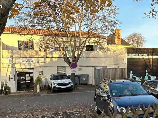Local bureaux 80 m²