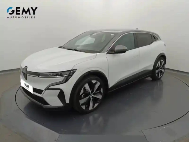 Renault Megane e-tech ev60 220 ch super charge — photo 16