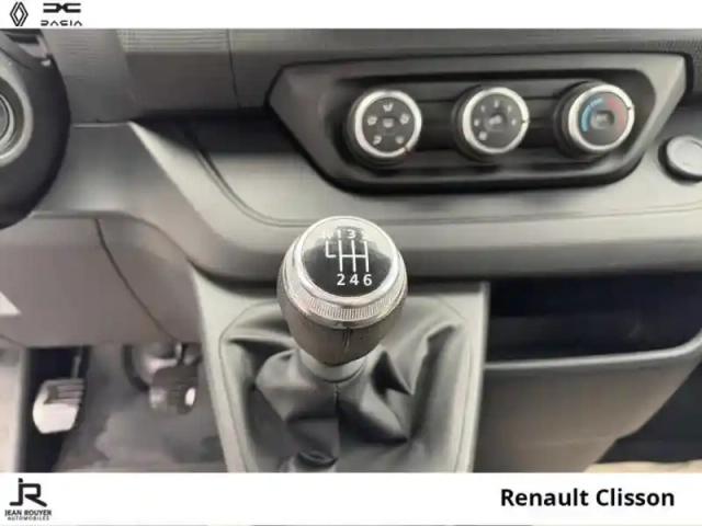 Renault Trafic fg l1h1 2t8 2.0 blue dci 130ch grand confort + caméra — photo 6