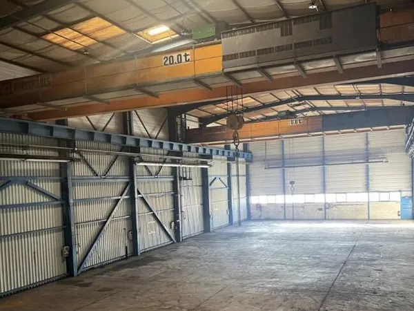 Local d'activité 435 m²