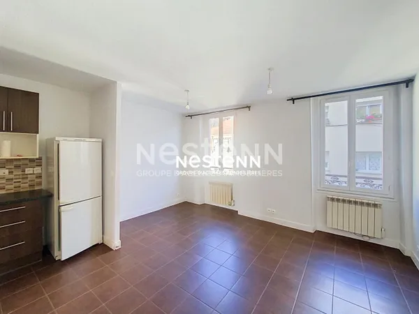 Appartement 2 pièces rénové - 40,5 m² - Centre-ville de Stains