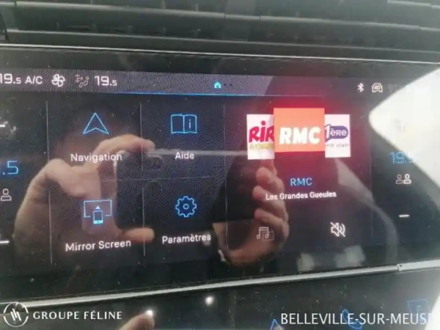 Peugeot 308 sw plug-in hybrid 180ch allure pack e-eat8 — photo 13