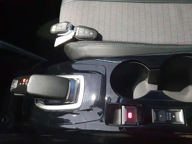 Peugeot 208 electrique 50 kwh 136ch — photo 23