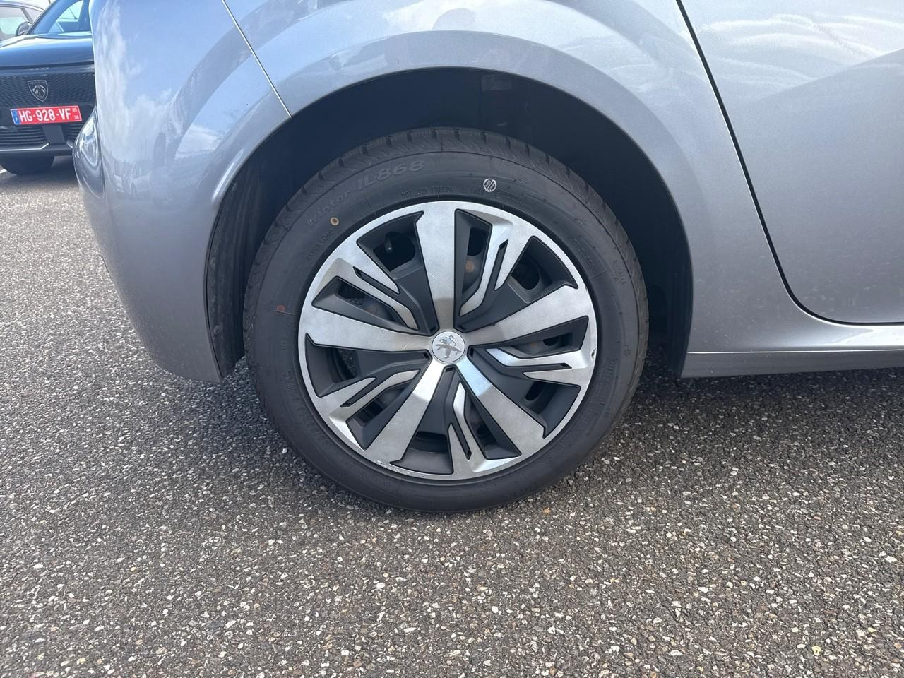 Peugeot 208 puretech 75 s&s bvm5 active — photo 6