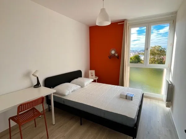Colocation chambre meublée T4 rénové