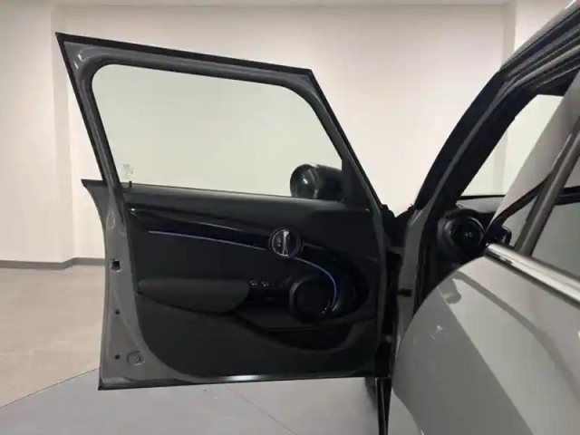 Mini Mini 5 portes cooper 136ch edition premium bva7 — photo 7