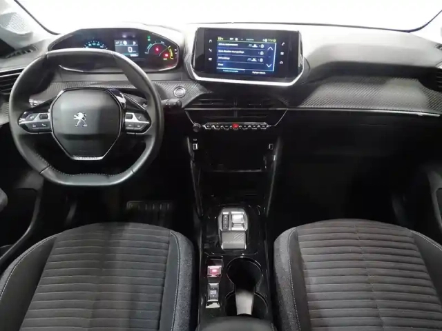 Peugeot 208 e- 136ch style — photo 10