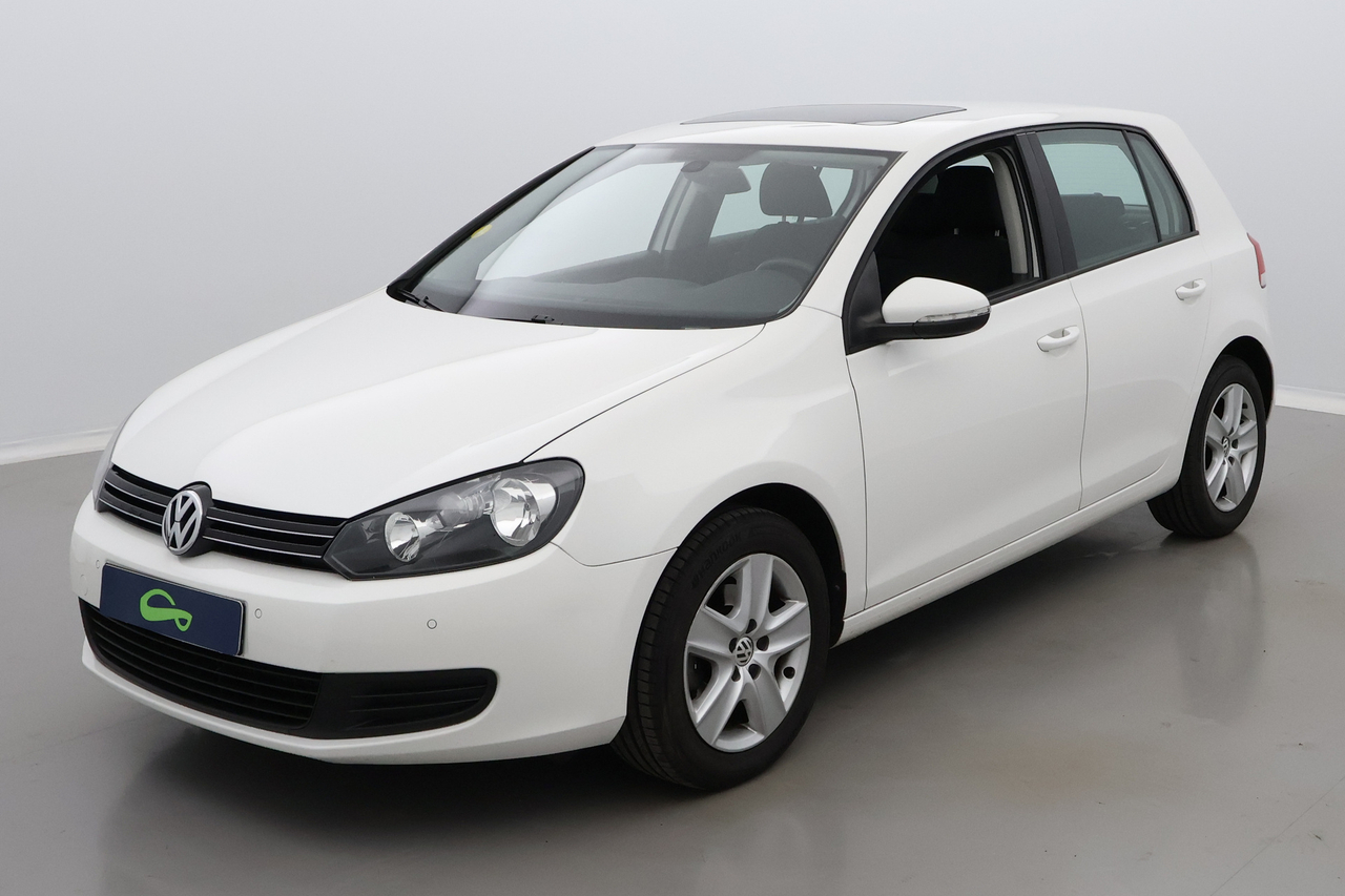 Volkswagen Golf — photo 1
