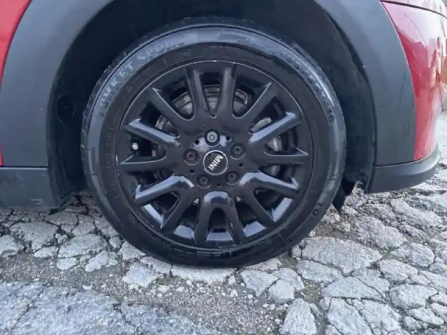 Mini Mini 5 portes cooper 136ch  essential bva7 — photo 13