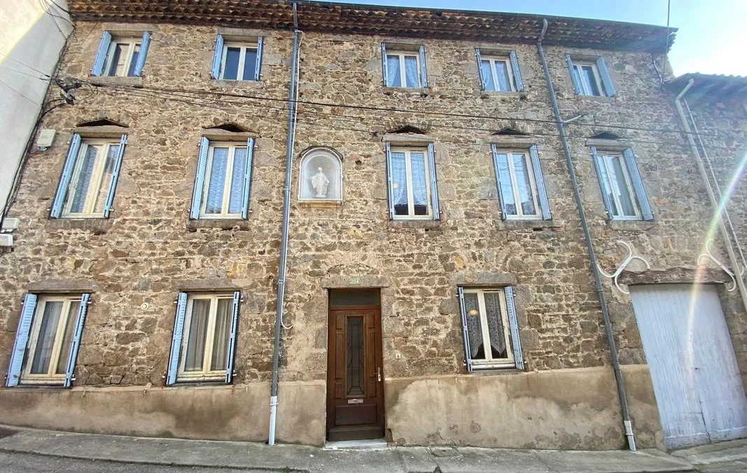 Photo 1