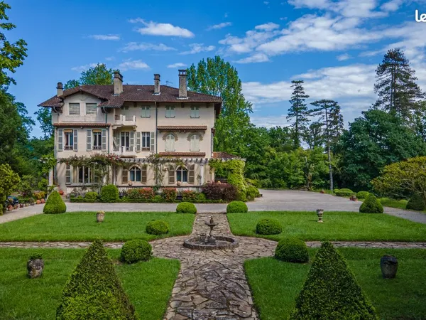 Manoir 20 pièces 1000 m²