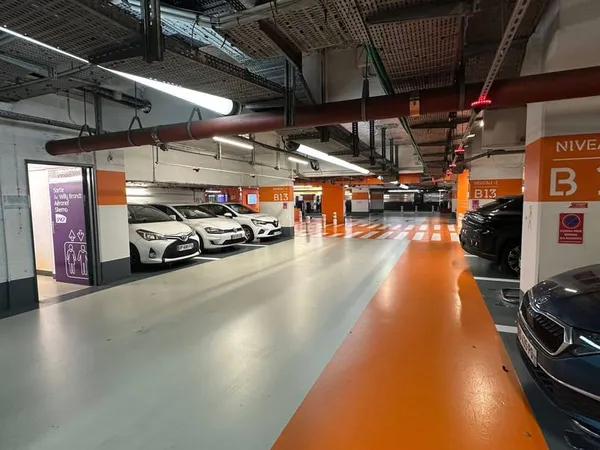 Parking 13 m²