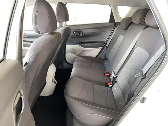 Hyundai Bayon 1.0 t-gdi 100 hybrid 48v — photo 19