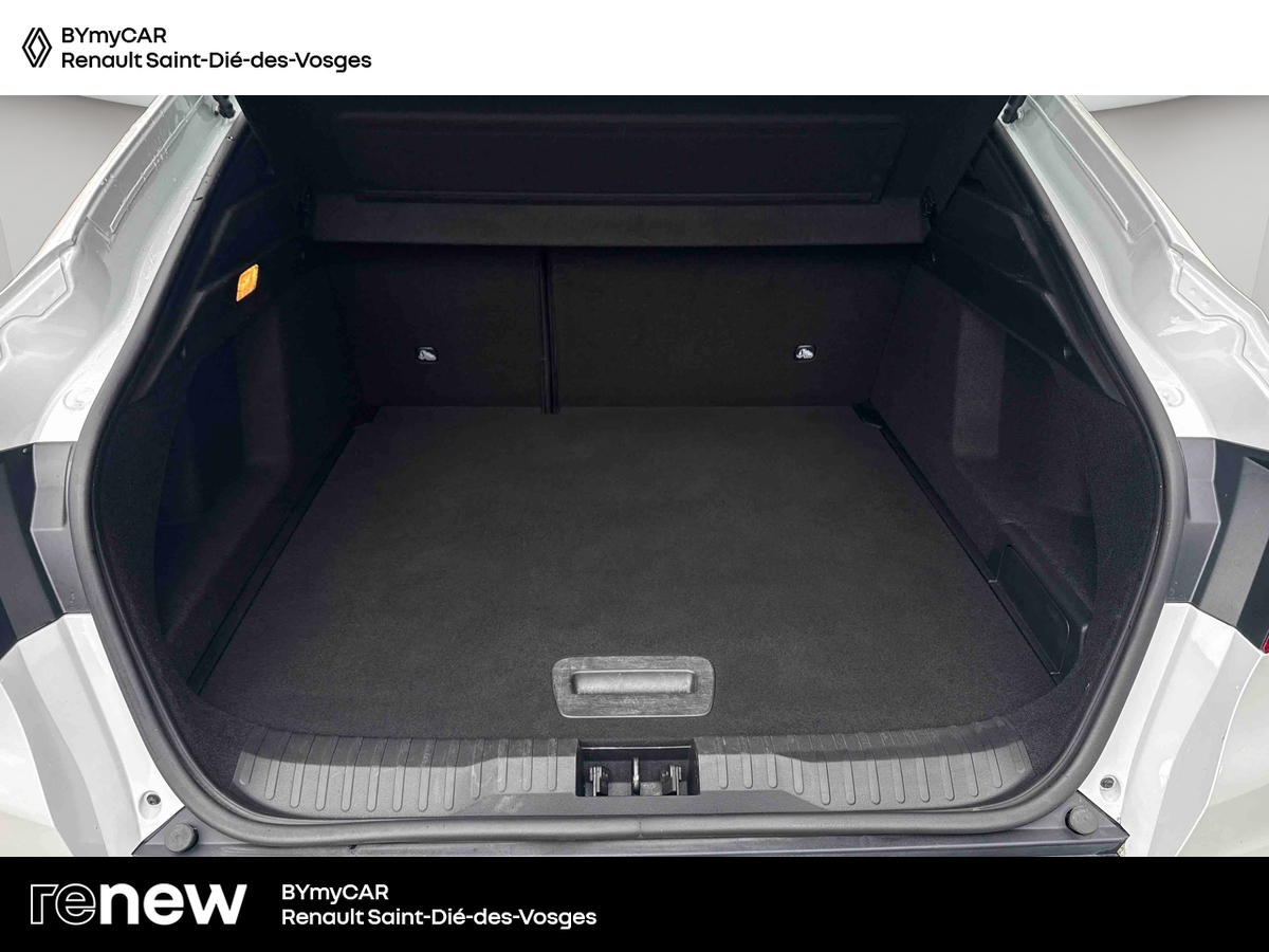 Renault Arkana E-Tech 145 - 21B — photo 13