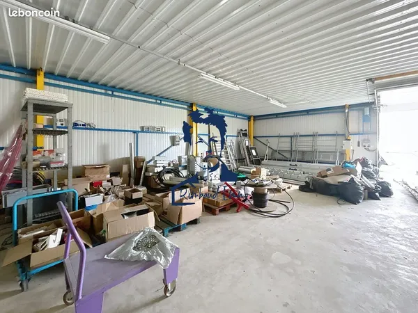 Bureaux, entrepôt 330 m² Donchery