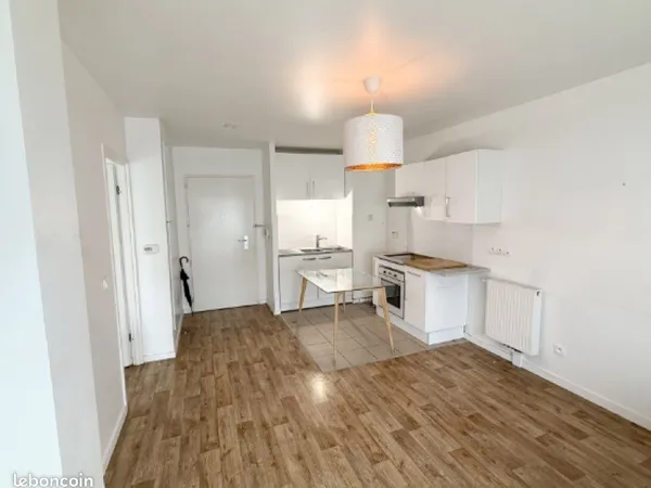T2 récent avec balcon plein sud, parking et cave - Villepinte